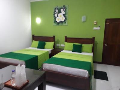 Sunshine Holiday Resort -Sella Катарагама Екстер'єр фото
